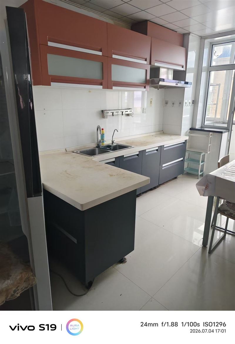 水库林苑小区楼房出租,